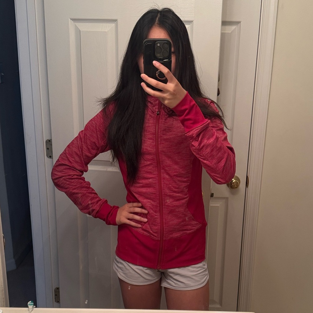 Lululemon “In Flux” Hooded Jacket - Red - Picture 6 of 9